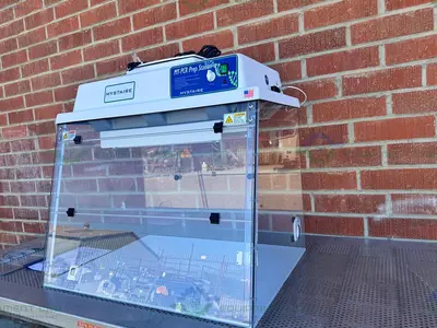 Used MYSTAIRE MY-PCR32 PCR PREP LAB STATION LAMINAR FLOW HOOD 32" CLEAN AIR Fume Hoods California US | Equipment Lab #1336301