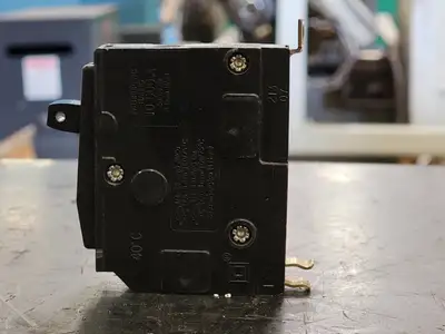 USED SQUARE D QOB130