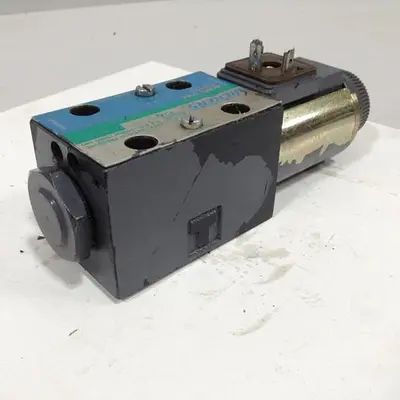 USED VICKERS DG4V3S22AMUHL760EN490