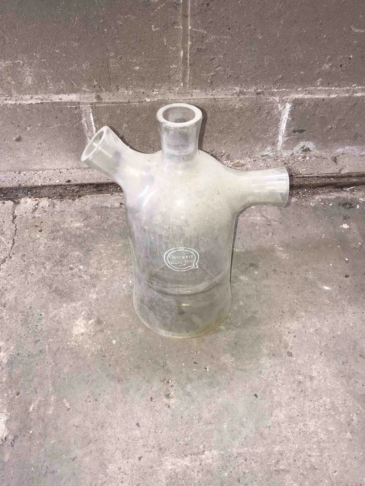 155mm Dia column adaptor with outlet; quick fit