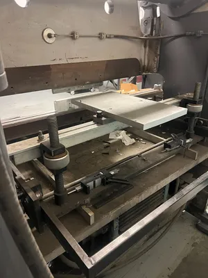 1989 ACCURPRESS 7606 Press Brake | Universal Press & Machinery (UPM) (4)