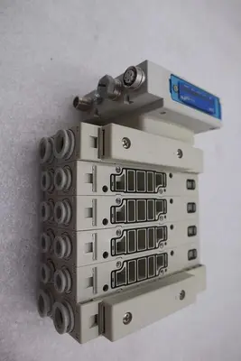 SMC SS5V3-W10S1DAND-04B-C8 / SS5V3W10S1DAND04BC8 (BRAND NEW) STOCK K-2484