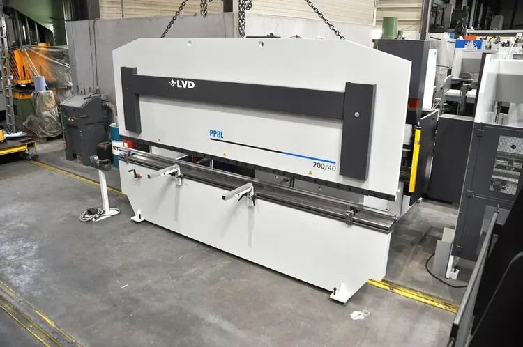 Used LVD PPBL 200 TON X 4100 MM CNC Press Brakes | Apt International N.V #373012