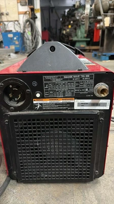 LINCOLN ELECTRIC SQUARE WAVE TIG 200 Tig Welders | Global Machine Brokers, LLC (7)