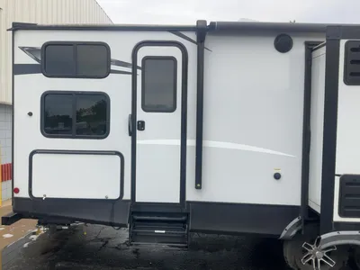Used 2021 KEYSTONE BULLET ULTRA LITE 330BHS Campers, Caravans, Motorhomes Michigan US | Miedema Asset Management Group #1423265