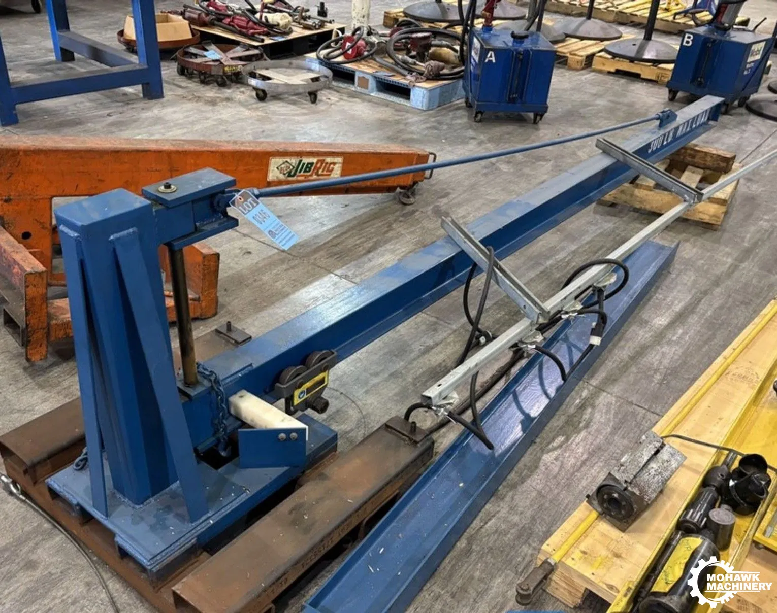 300 LB 12' FORKLIFT PIVOTING JIB BOOM CRANE EXTENSION ATTACHMENT w/TROLLEY AND ELECTRICAL HOOK UP