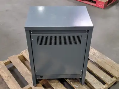 USED 2017 GNB EHY48C100