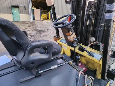 USED 2004 HYSTER E100XL3S