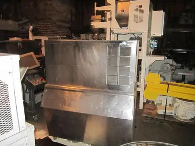USED MANITOWOC C6105-BIN