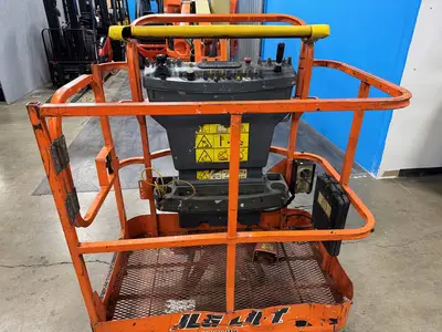 Used 2012 JLG E300AJP Manlifts Minnesota US | Birnstengel Equipment #1550152
