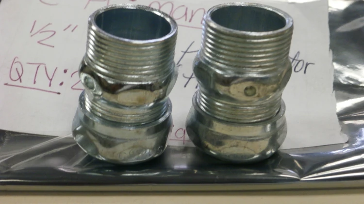 Used UNKNOWN S 1/2" C-H Connector Fittings Electrical Fittings Arizona US | ASSET CONVERSION SPECIALISTS, INC. #312583