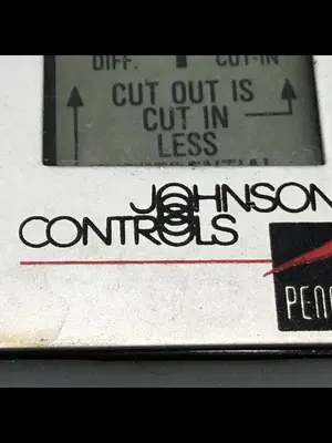 USED JOHNSON CONTROLS P70AA-116