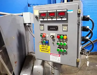 USED STANDARD DIE CUTTER DX