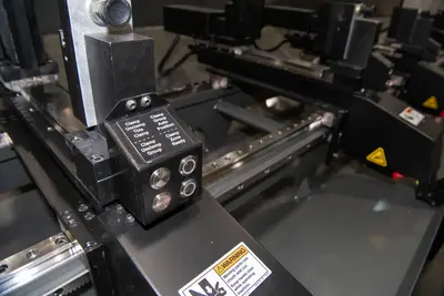 C.R. ONSRUD 140EX 5-Axis CNC Mill | Tornquist Machinery Company (5)