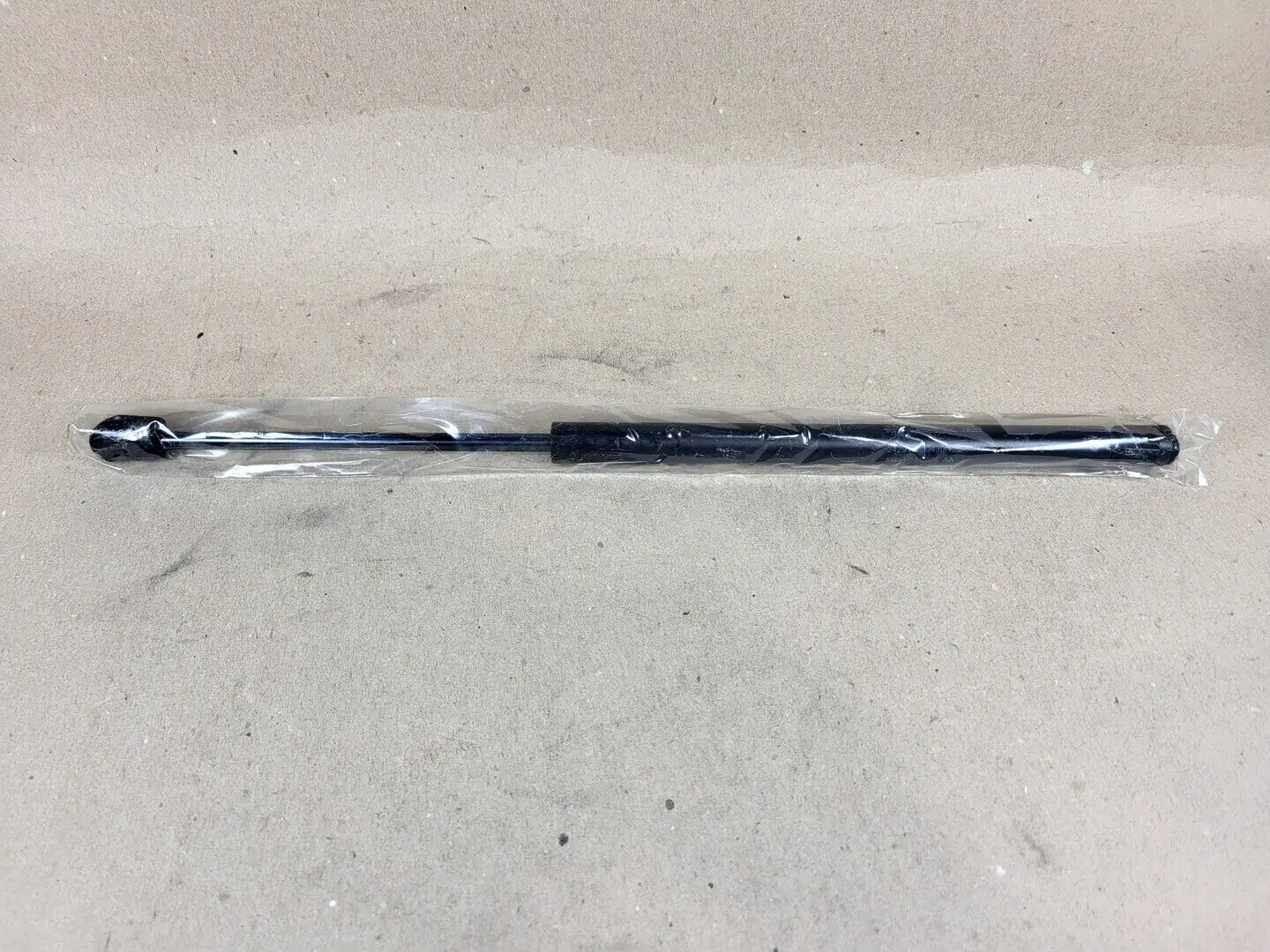 NEW 2018 FORD F81Z-16C826-AD