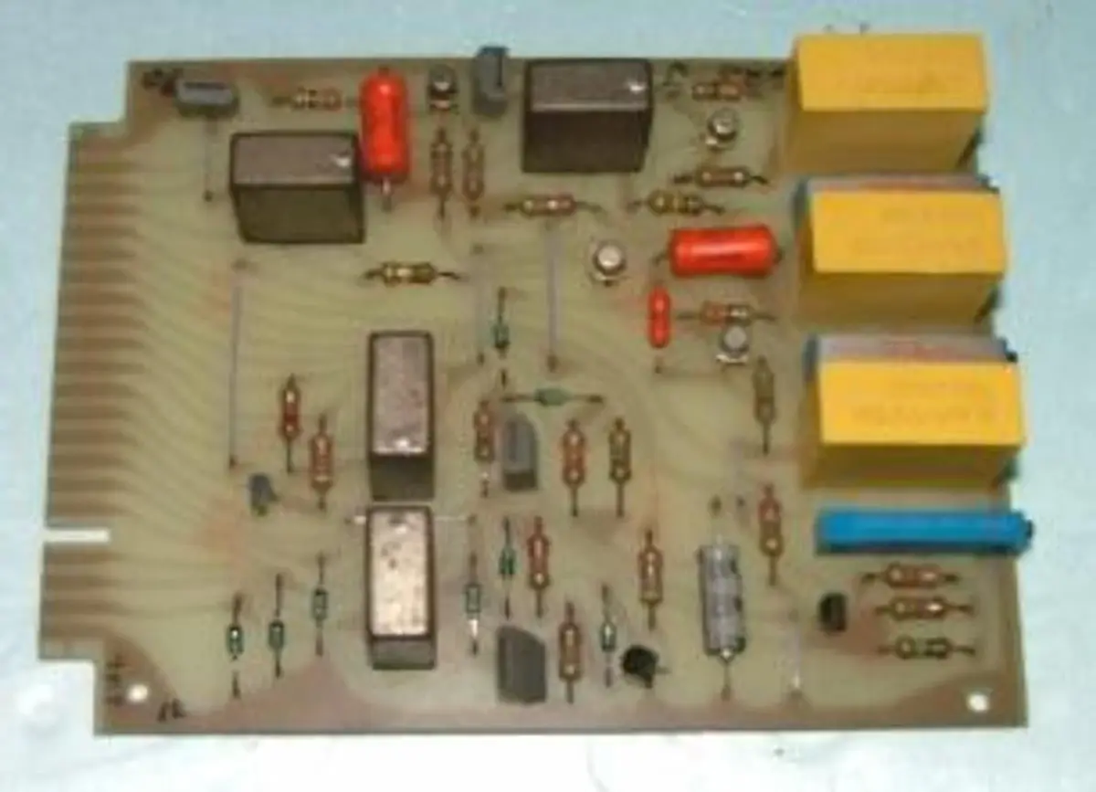 QTY. 1. LECO CIRCUIT BOARD PART NO. 133-011-8 761-...
