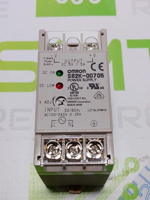NEW OMRON S82K -00705