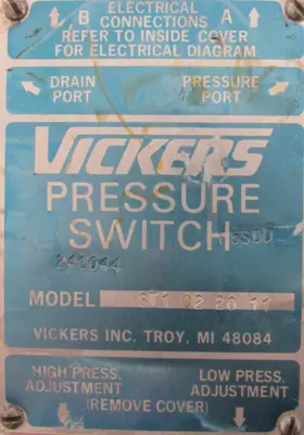 USED VICKERS ST1-02-20-11 PRESSURE SWITCH 240044 ST1022011