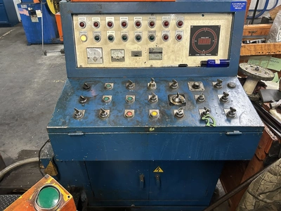USED 1996 STAMTEC STAMTEC G2-250 PRESS