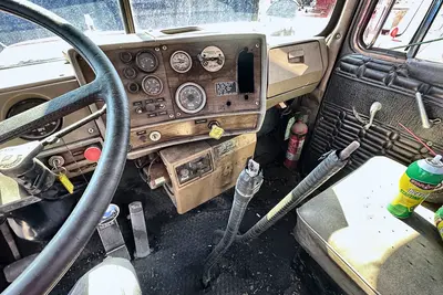 Used 1975 MACK R600 Cab Chassis trucks Pennsylvania US | Proxy Equipment #1385106