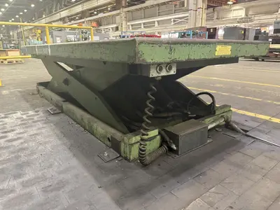 108' X 48" HYDRAULIC LIFT TABLE: STOCK #23555