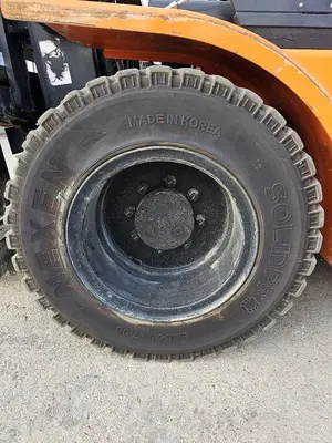 Used 2016 DOOSAN D80S-5 Internal Combustion Forklifts: Pneumatic Tire Illinois US | Somerset Equipment Sales #1546245