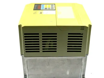 NEW OMRON 3G3XV-A4022 INVERTER 380/460VOLTS 50Hz/60HZ 3G3XVA4022