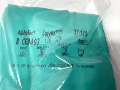 USED ANSELL ALPHATEC SOLVEX CHEMICAL RESISTANT NITRILE GLOVES MEDIUM LOT OF 6
