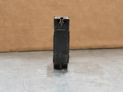 Used GENERAL ELECTRIC THQL115 Switchgears British Columbia CA | Lenmark #243302