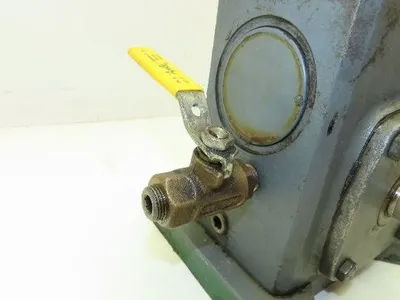 Boston Gear Reliance Gearmotor 40:1 Reducer 43 RPM .75Hp 230/460V 3PH 56C LH