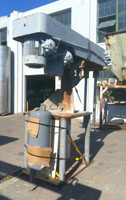 SPC8675  Mixer and Blender 40 hp disperser, air over oil lift