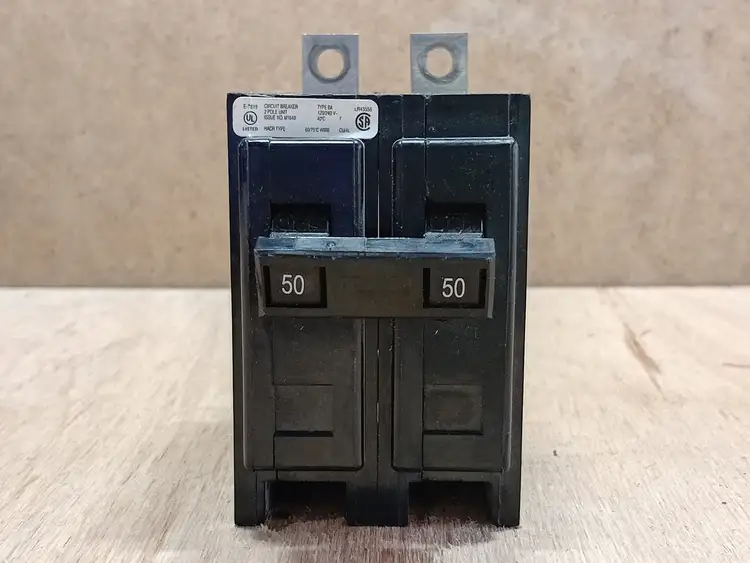 Used CUTLER-HAMMER BA250 Switchgears British Columbia CA | Lenmark #1438419