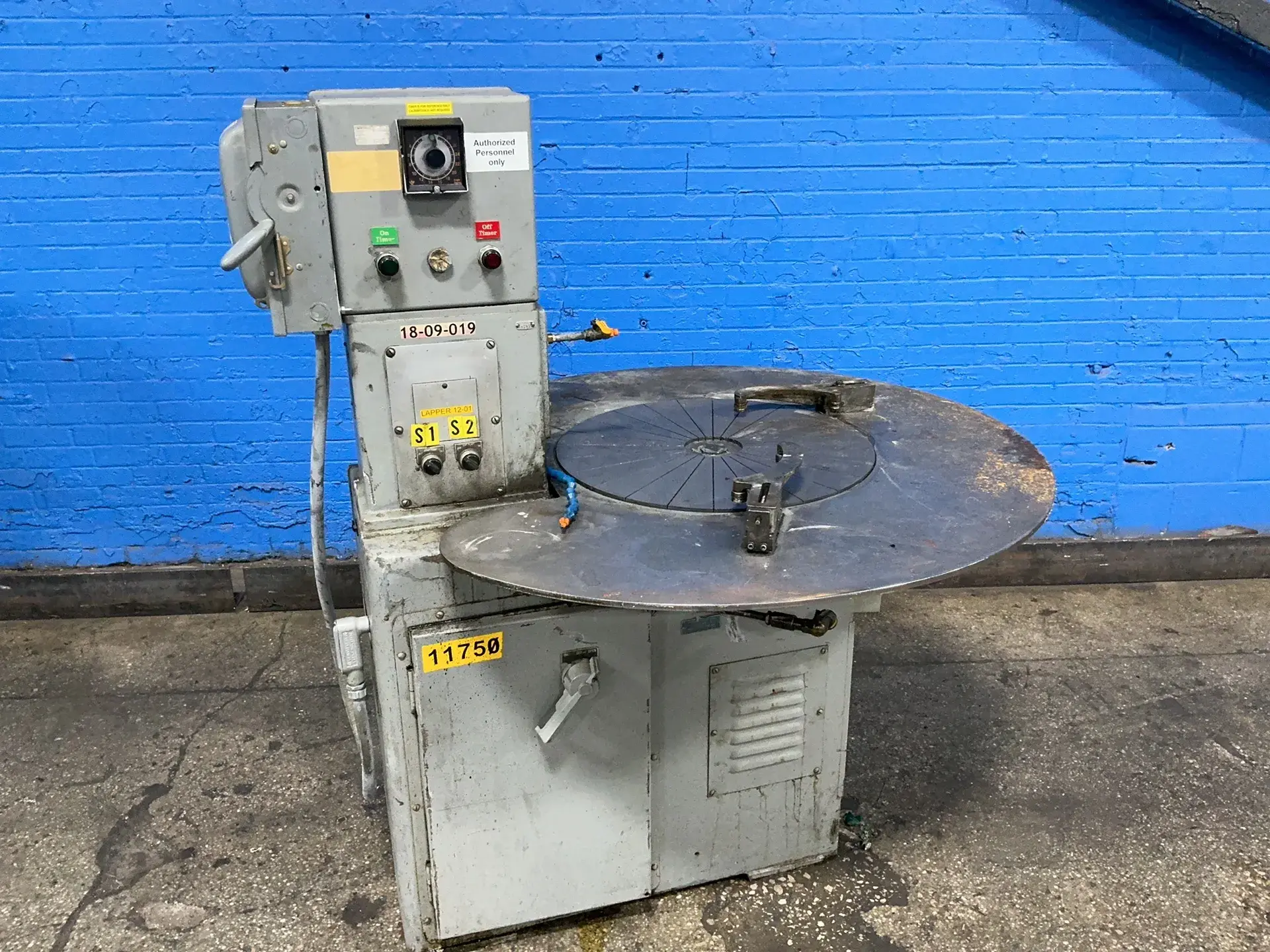 Used _UNKNOWN_ _UNKNOWN_ Lappers Ohio US | HGR 24 #1373300