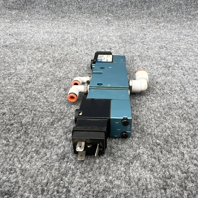Used MAC VALVES INC 825C-PM-501AA-552 Solenoid Valves California US | Davliegogo LLC #1705969