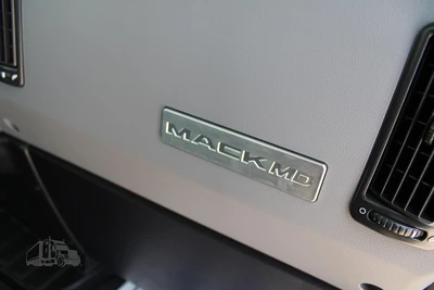 New | in-Stock 2027 MACK MD7 Septic/Sewer/Vacuum Trucks Texas US | Roll Off Truck World #1491897