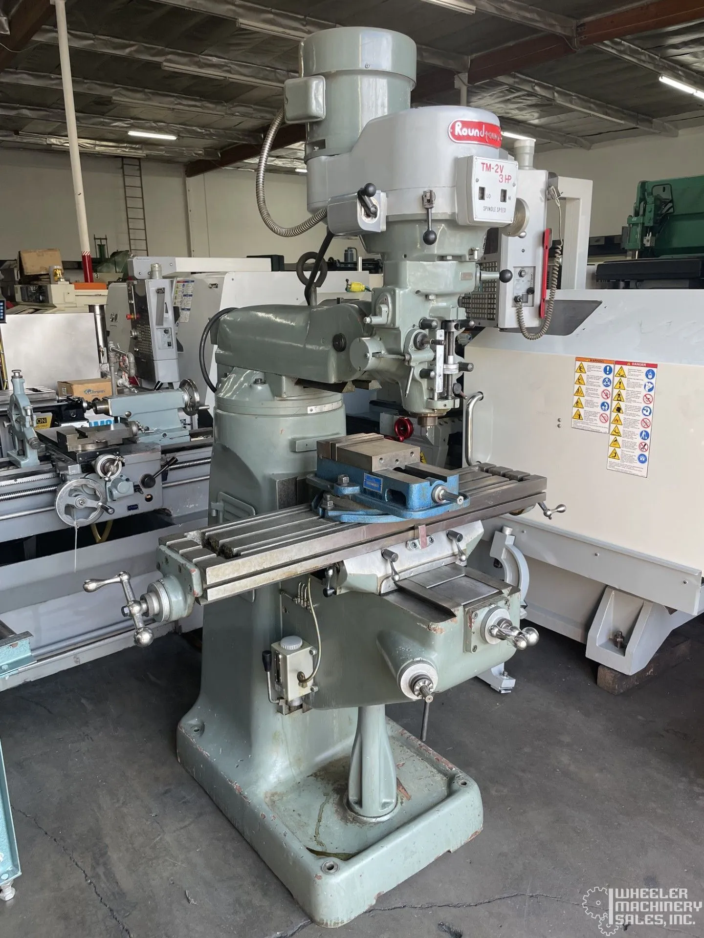 ROUNDTOWER TM-2V Vertical Mill Milling Machine 9" x 42" #8064 #1