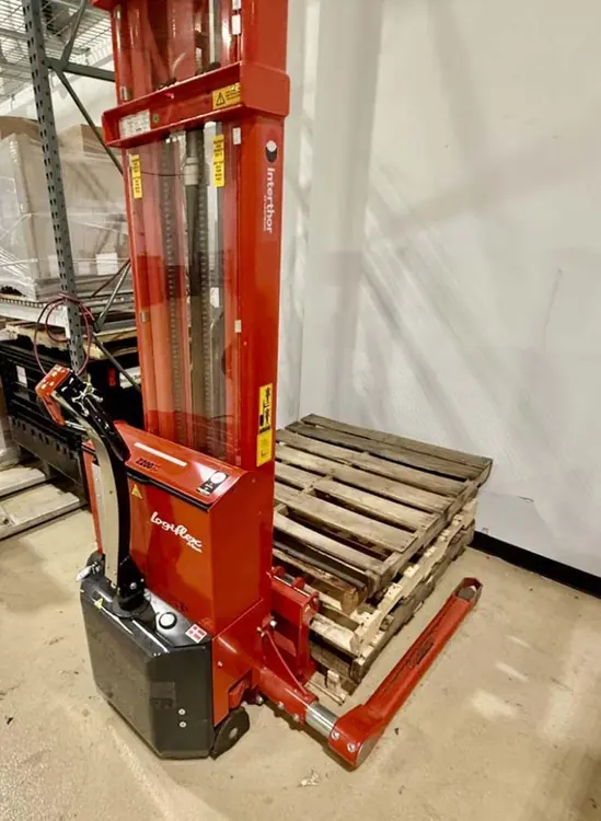 Used _UNKNOWN_ _UNKNOWN_ Pallet Stackers Illinois US | Tompkins Printing Equipment #1511893