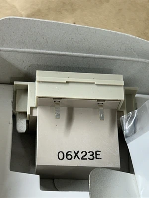 NEW Omron G32A-A20-VD-X