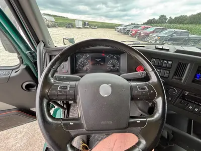 Used 2019 VOLVO VNL Conventional trucks Wisconsin US | Proxy Equipment #1426074