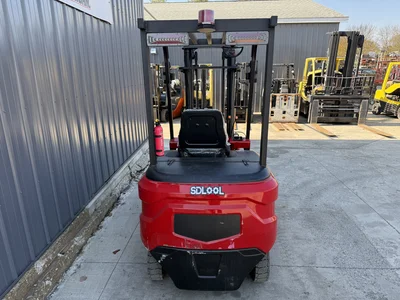 Used SDLOOL D15 4-Wheel Sit down Electric Counterbalance Forklifts Michigan US | KD Equipment Sales #1708784