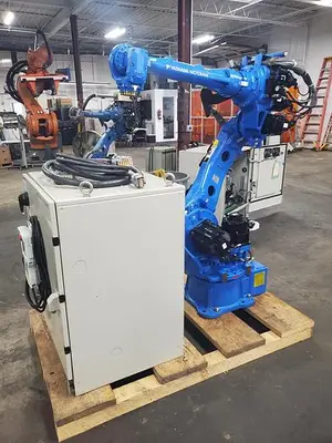 USED 2013 YASKAWA MOTOMAN MH80