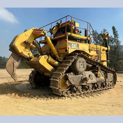 USED 2011 CATERPILLAR D11T
