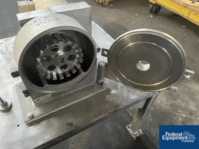 USED Prater Prater Mill, S/S, Model SM-19.SS