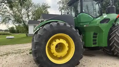 Used JOHN DEERE 9520R 4WD and Track Tractors Nebraska US | Trustworthy Equipment #1403550