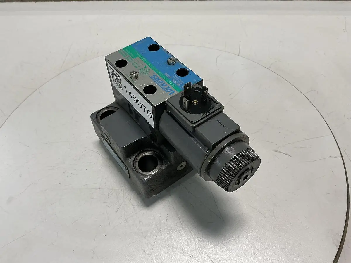USED VICKERS DG4V-3S-22A-M-U-HL7-60-EN490