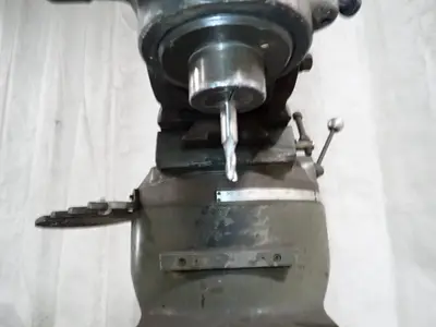 Used 1981 YEONG CHIN MACHINERY YCM Vertical Mills Ohio US | HGR 24 #1020201