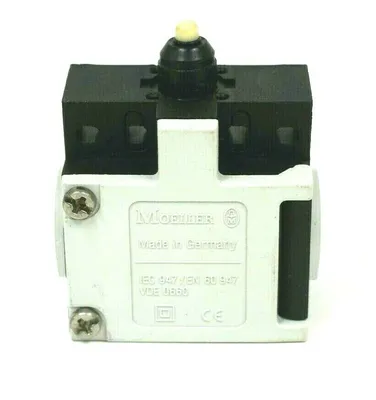 NEW MOELLER AT0-20-1-IA LIMIT SWITCH AT0201IA