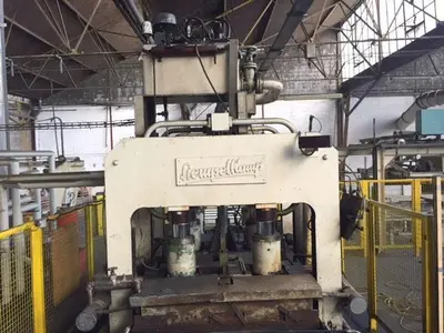 USED SIEMPELKAMP PANEL PRESS 470 TON