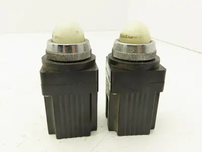 Fuji Electric RCA470-ZM.T White Pilot Indicator Light Lot of 2