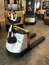 USED CROWN SP 4000 3000 LBS